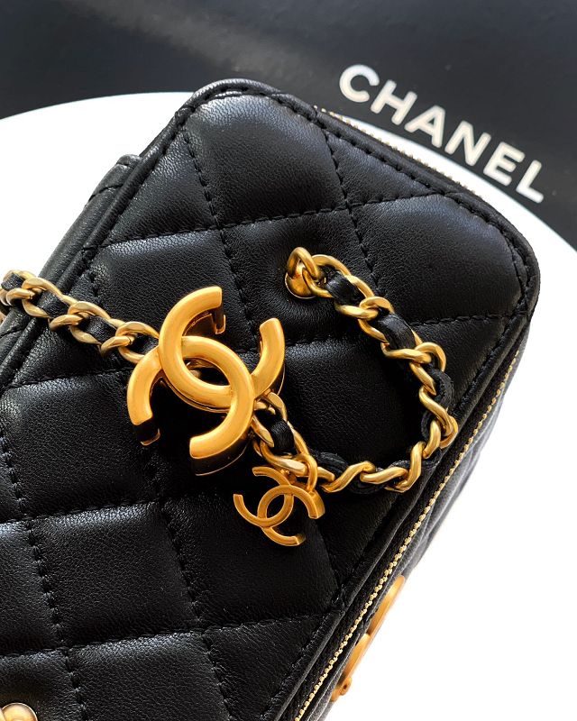 CC original lambskin vanity with chain AP3936 black