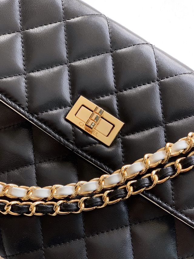 CC original lambskin wallet on chain AP3935 black