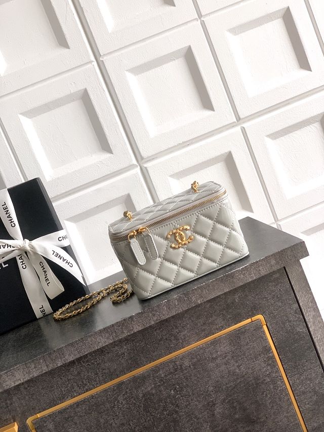 CC original shiny calfskin small vanity with chain AP4530