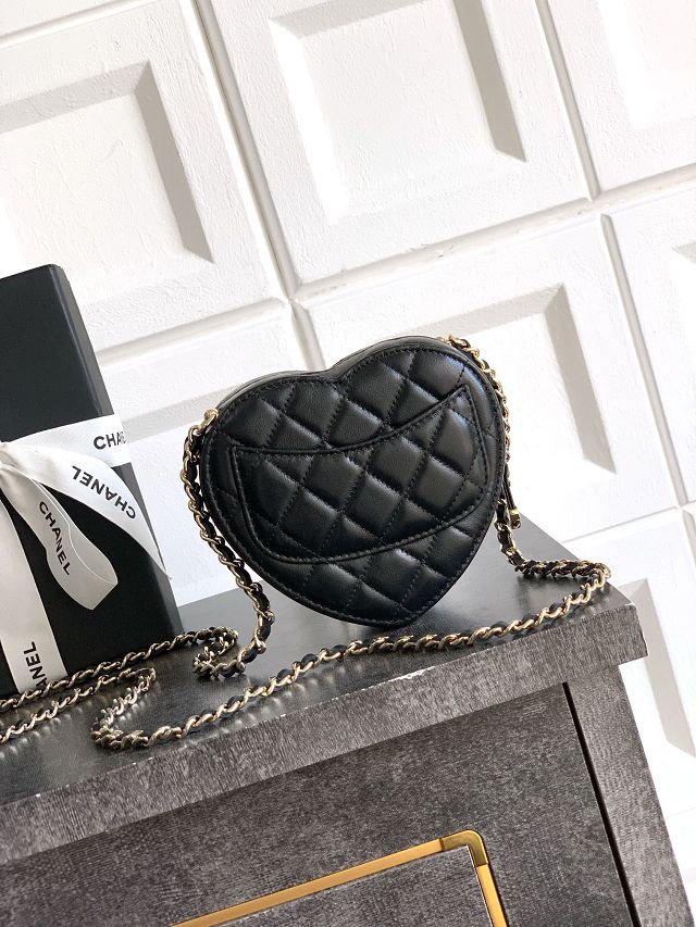 CC original lambskin clutch with chain AP2784