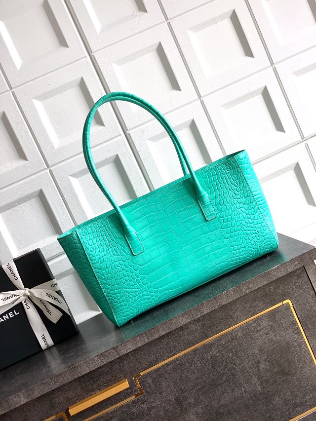 CC original crocodile calfskin small tote bag AS6243 green