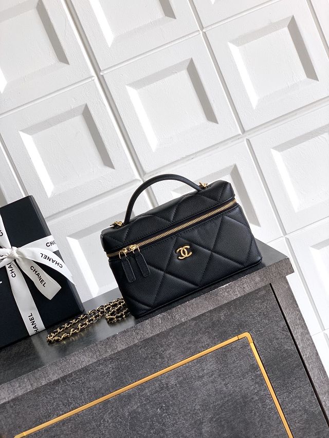 CC original grained calfskin vanity with chain AP4936 black