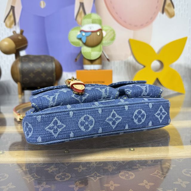 Louis vuitton original denim pochette accessoire cargo M27602 blue