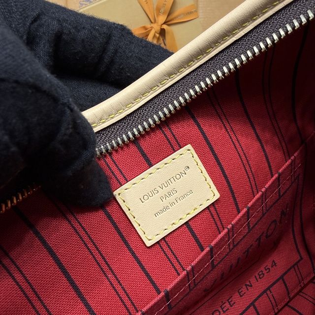 Louis vuitton original monogram canvas lineup BB M28423