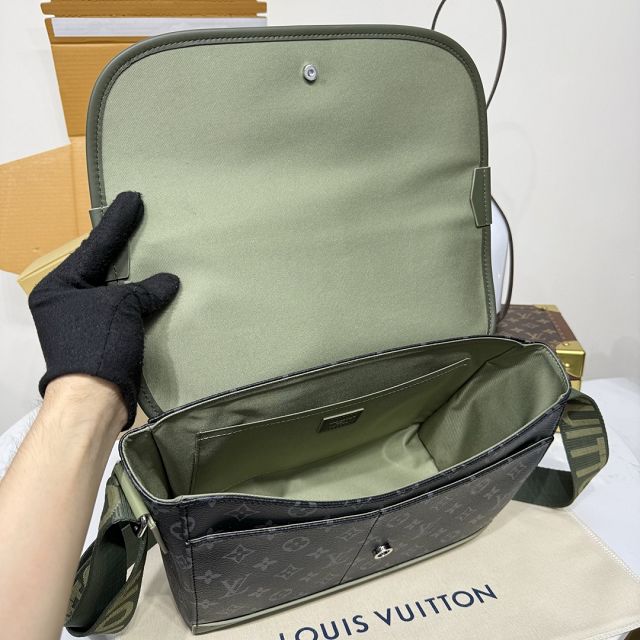 Louis vuitton original monogram eclipse courrier messenger bag M28629 green