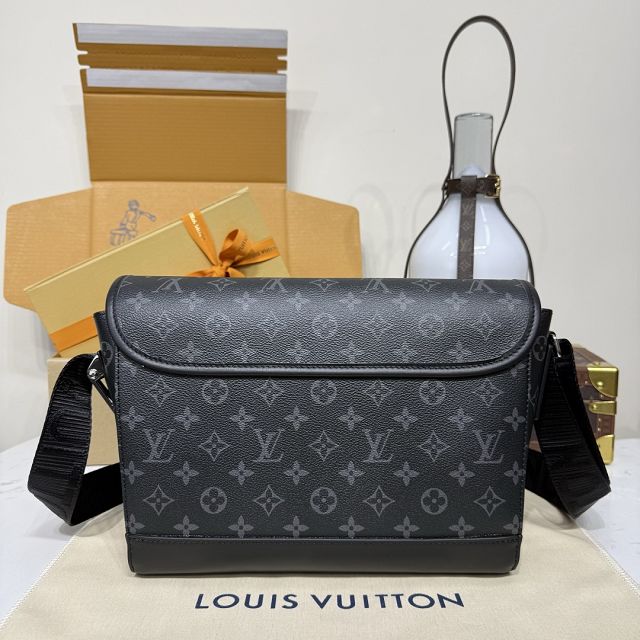 Louis vuitton original monogram eclipse courrier messenger bag M28630