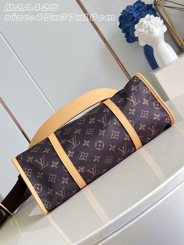 Louis vuitton original monogram silk jet lag bag M2A425