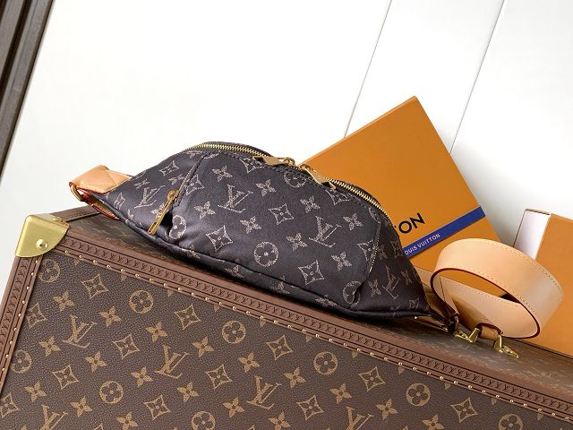 Louis vuitton original monogram silk rush bumbag M2A452
