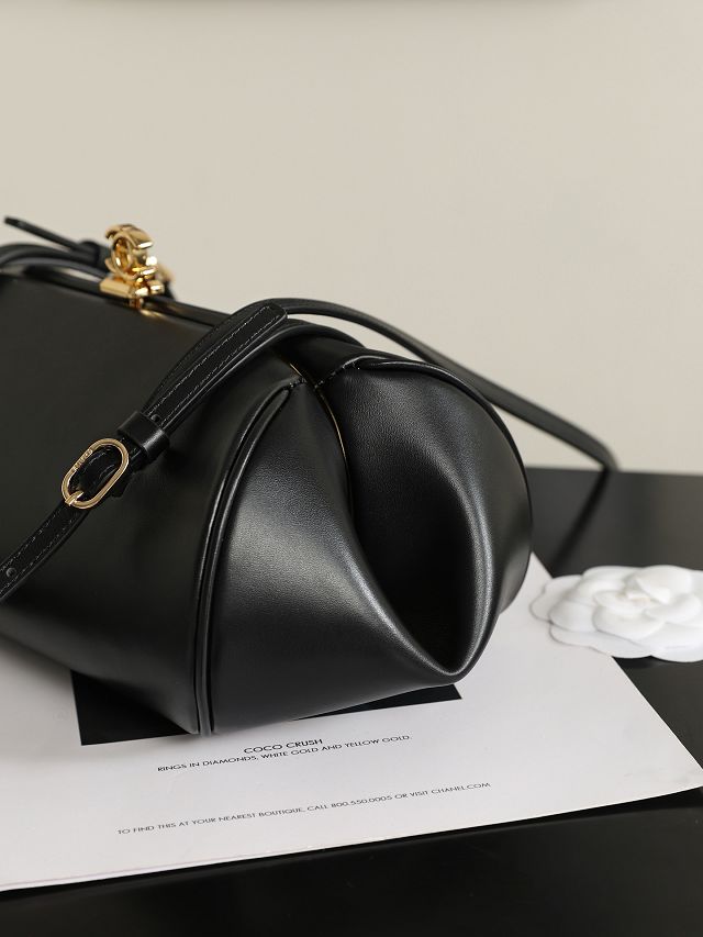 CC crocodile calfskin clutch with strap AP5360 black