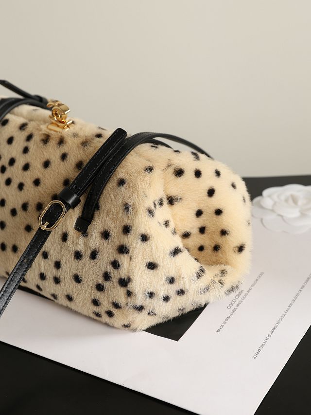 CC shearling clutch with strap AP5360 bige