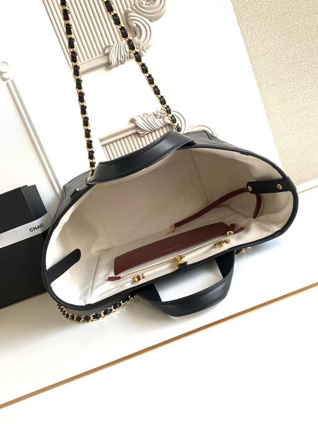 CC calfskin small shopping bag AS6200 black