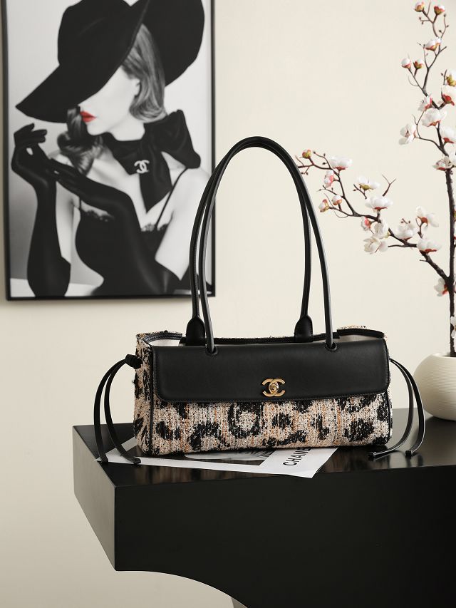 CC tweed small shopping bag AS6288 black