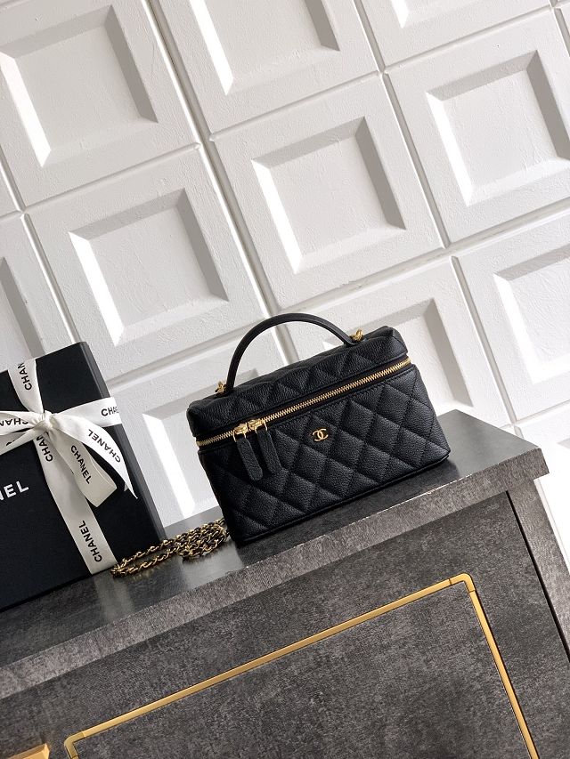 CC calfskin vanity with chain AP5195 black