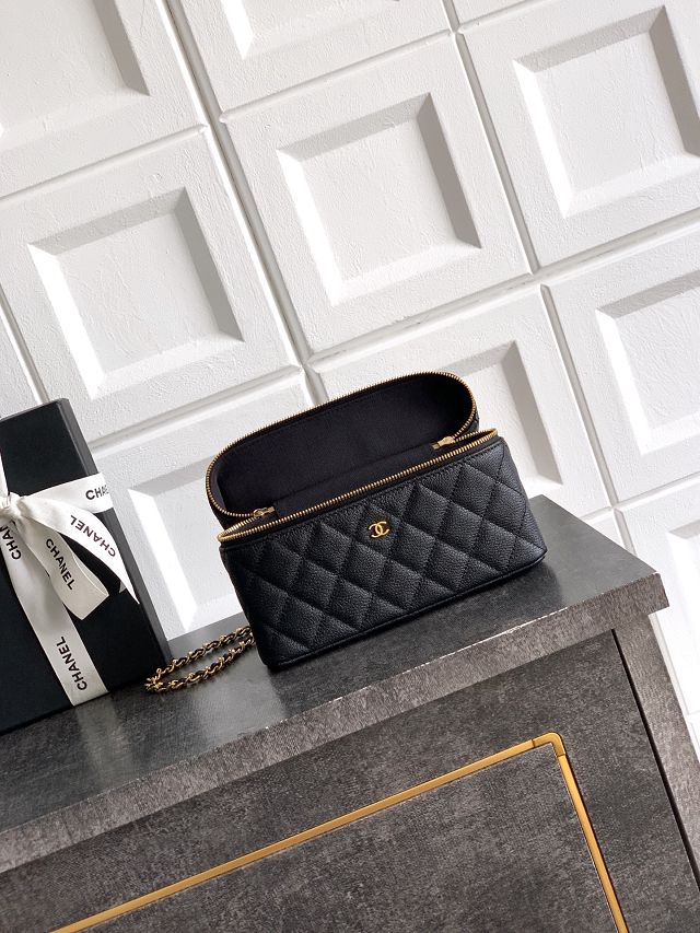 CC calfskin vanity with chain AP5195 black