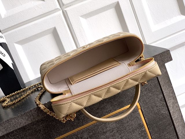 CC calfskin vanity with chain AP5195 beige