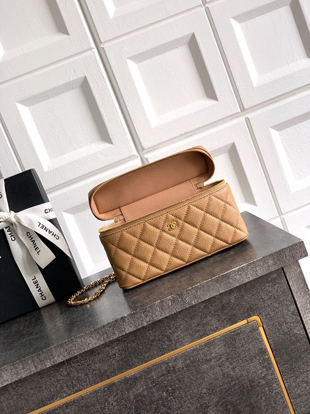 CC calfskin vanity with chain AP5195 brown