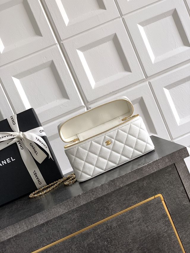 CC calfskin vanity with chain AP5195 white