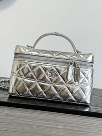 CC metallic calfskin vanity with chain AP5475 silver