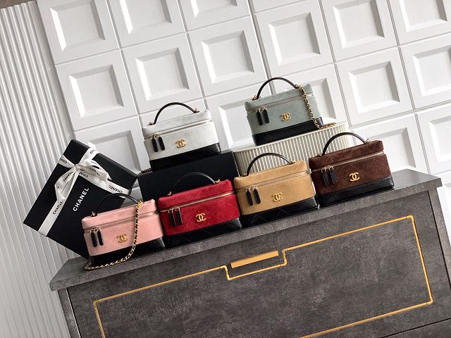 CC suede calfskin vanity case AP4483