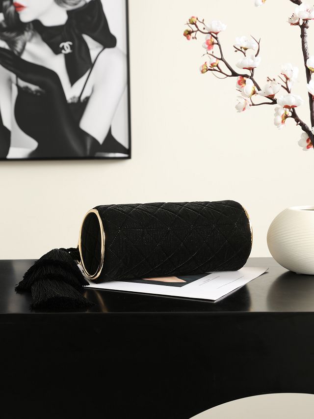 CC velvet clutch with strap AP5310 black