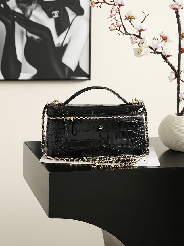 CC crocodile calfskin vanity with chain AP5438
