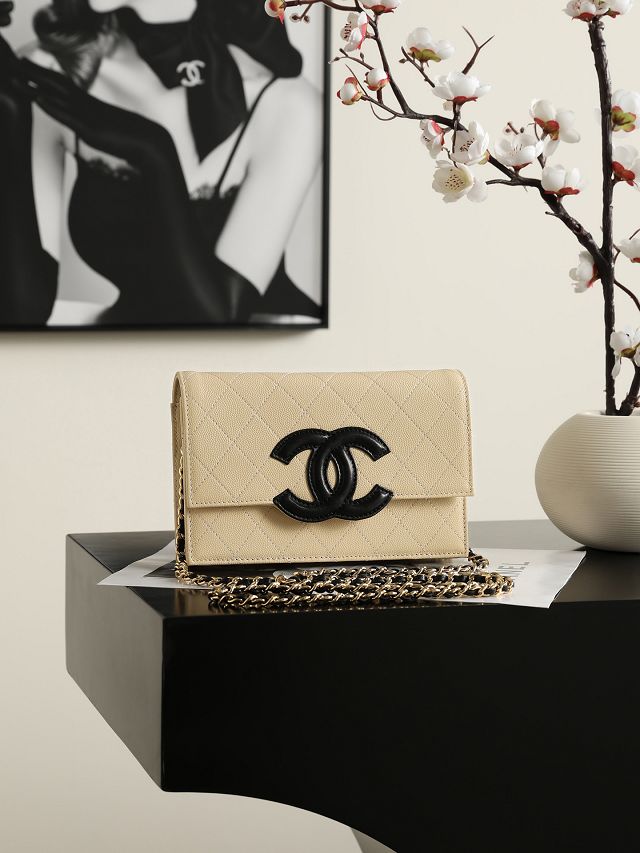 CC grained calfskin wallet on chain AP5455 beige