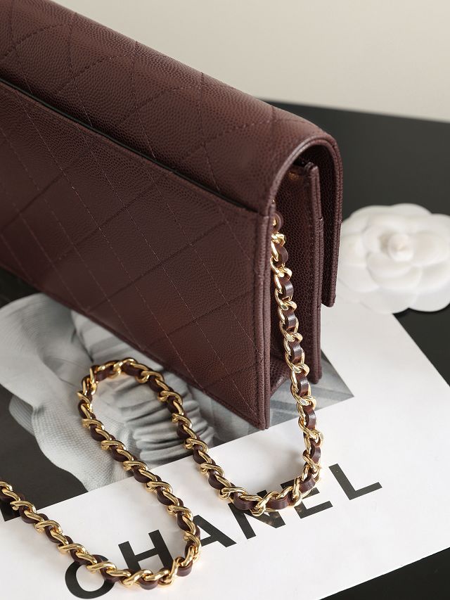 CC grained calfskin wallet on chain AP5455 bordeaux