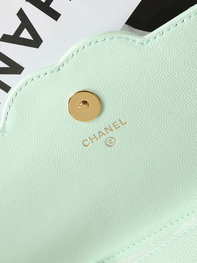 CC grained calfskin wallet on chain AP5455 green