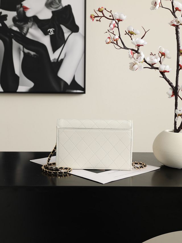 CC grained calfskin wallet on chain AP5455 white