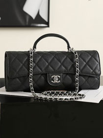 CC grained calfskin clutch with chain AP5280 black