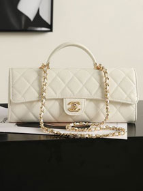 CC grained calfskin clutch with chain AP5280 white