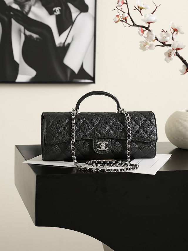 CC grained calfskin clutch with chain AP5280 white