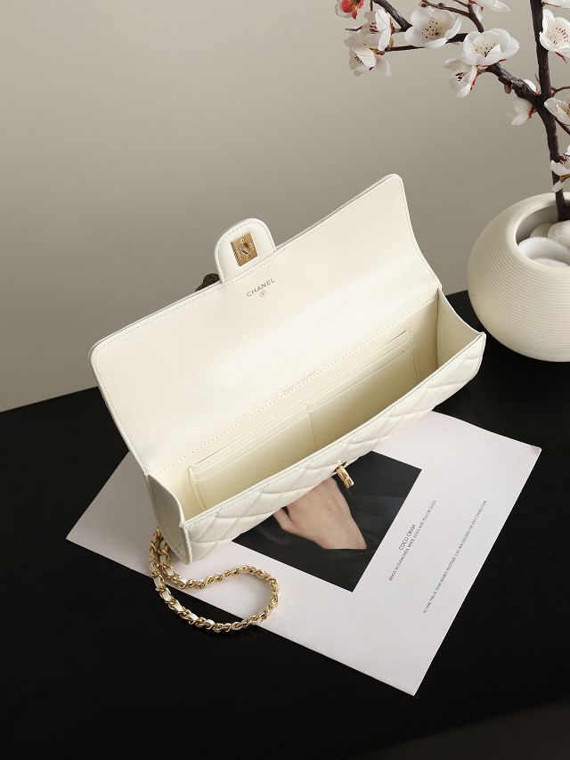 CC lambskin clutch with chain AP5280 white