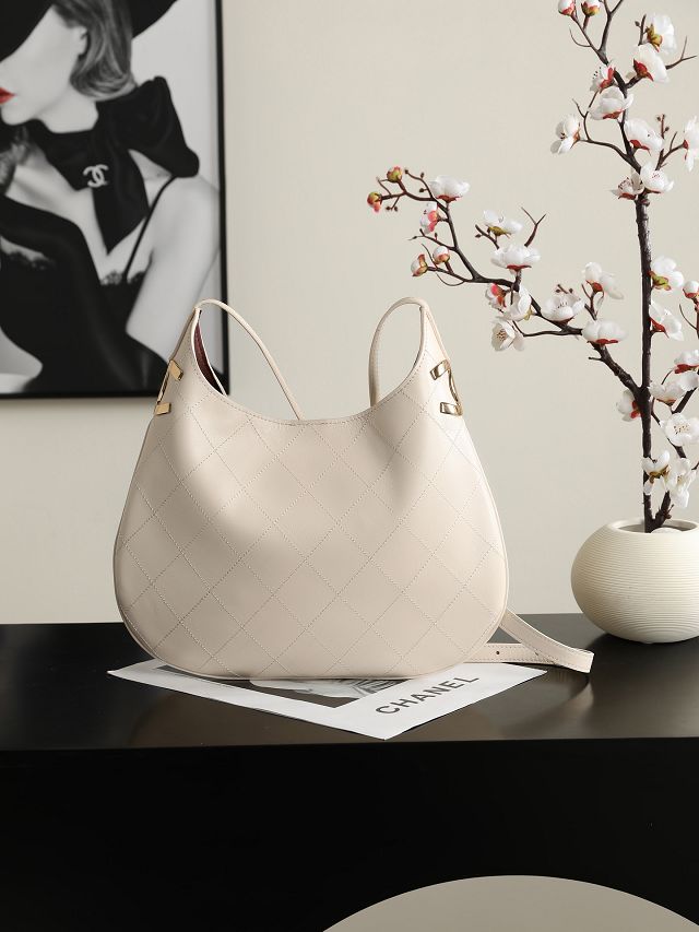 CC lambskin large hobo handbag AS6601 white