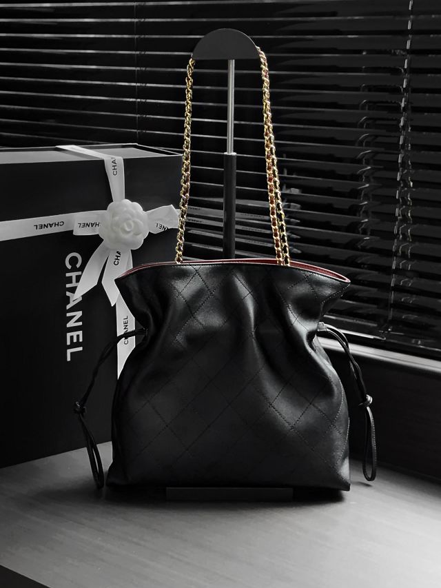 CC lambskin small shopping bag AS6495 black 