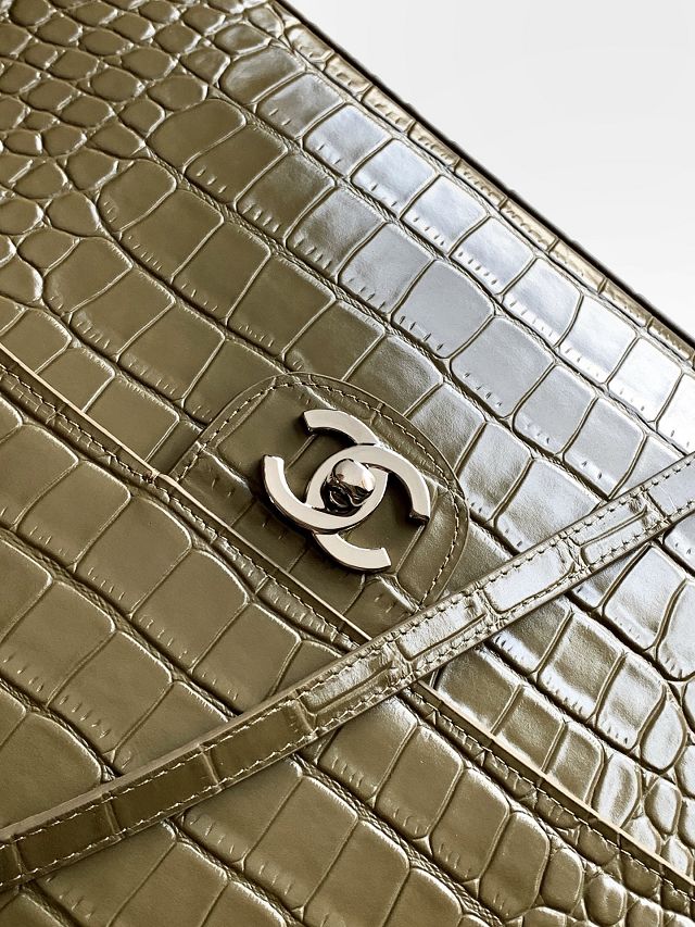 CC crocodile calfskin maxi flap bag AS6233 green