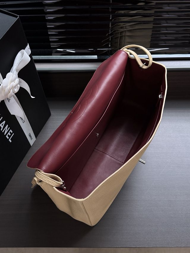 CC grained calfskin maxi flap bag AS6233 beige