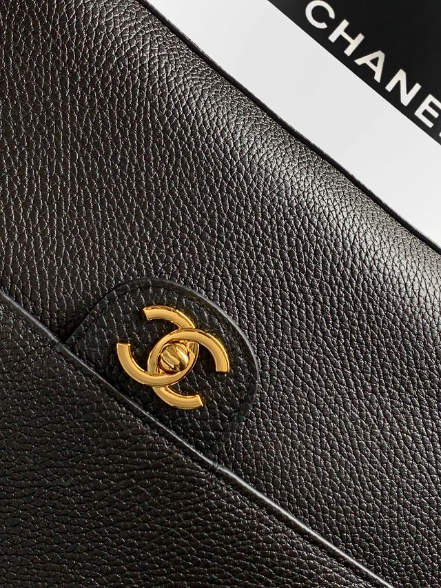 CC grained calfskin maxi flap bag AS6233 black