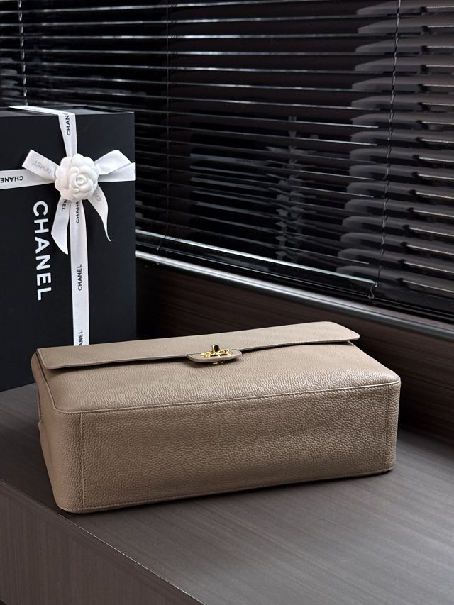 CC grained calfskin maxi flap bag AS6233 grey
