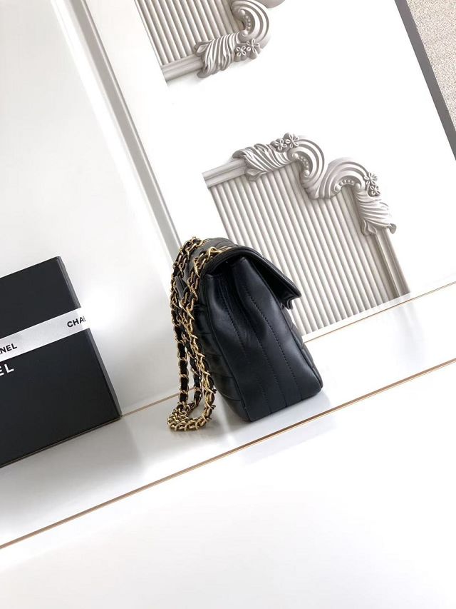 CC lambskin medium flap bag AS6497 black 