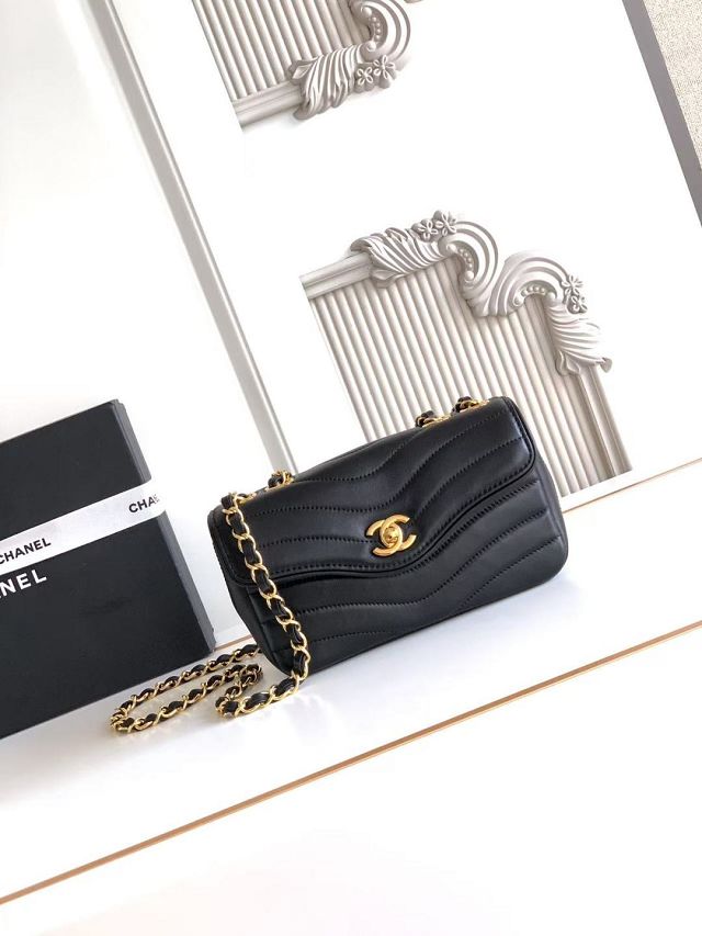 CC lambskin small flap bag AS6498 black