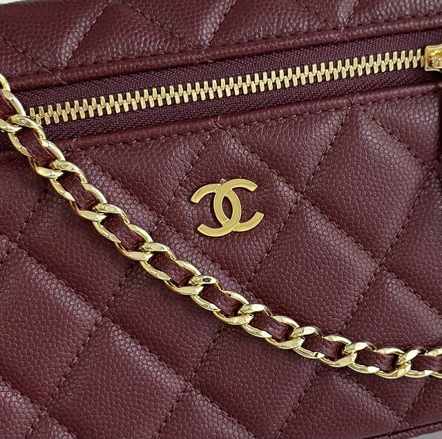 CC grained calfskin small vanity with chain AP5346 bordeaux