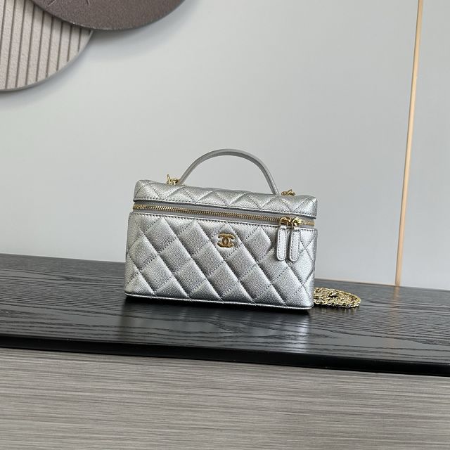 CC grained calfskin small vanity with chain AP5346 silver