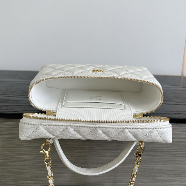 CC grained calfskin small vanity with chain AP5346 white