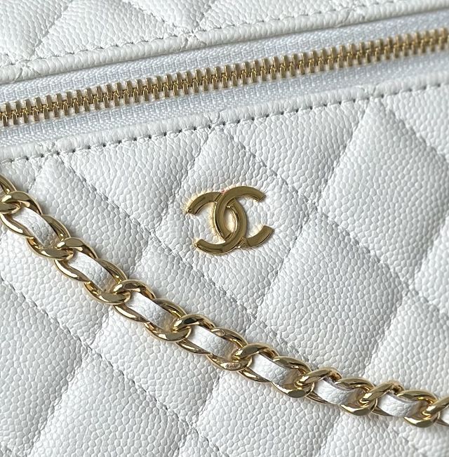CC grained calfskin small vanity with chain AP5346 white